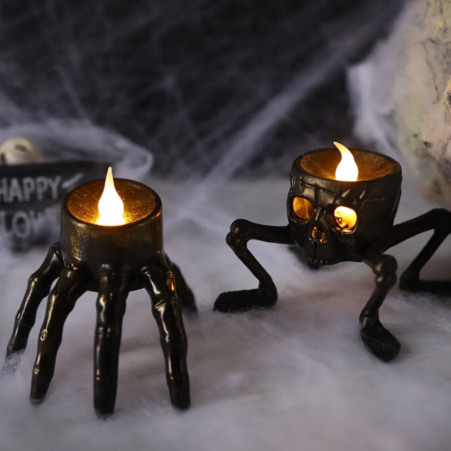 Creative Skeleton Hand Lamp LED Electronic Light Candle Battery Powered Flameless Candle Horror Halloween Indoor Decorative Ligh